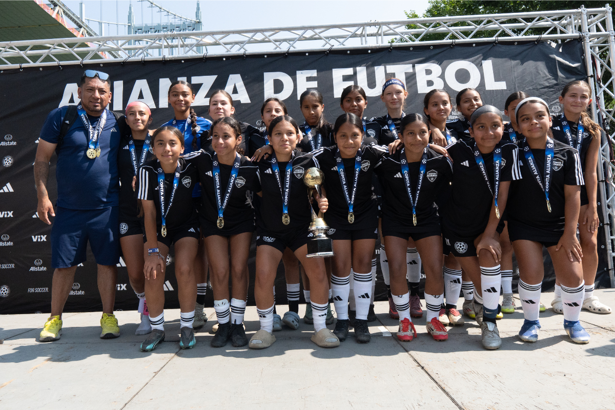 Lobos FC Girls